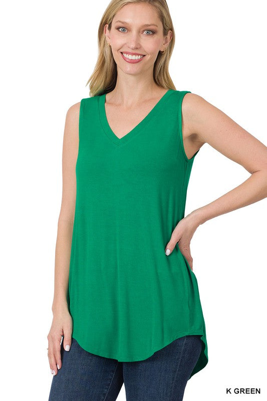 LUXE RAYON SLEEVELESS V-NECK HI-LOW HEM TOP