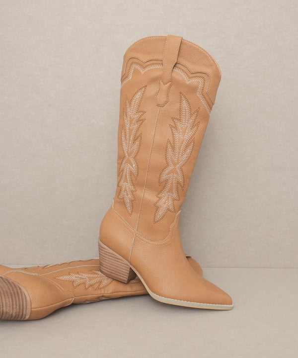 Oasis Society Ainsley - Embroidered Cowboy Boot