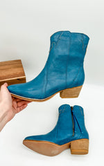 Beast Dallas Boot in Blue