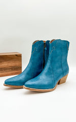 Beast Dallas Boot in Blue