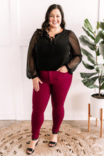 Tummy Control Skinny Fit Judy Blue Jeans In Garnet