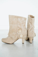 Not Rated Cowgirl Star Booties in Cream