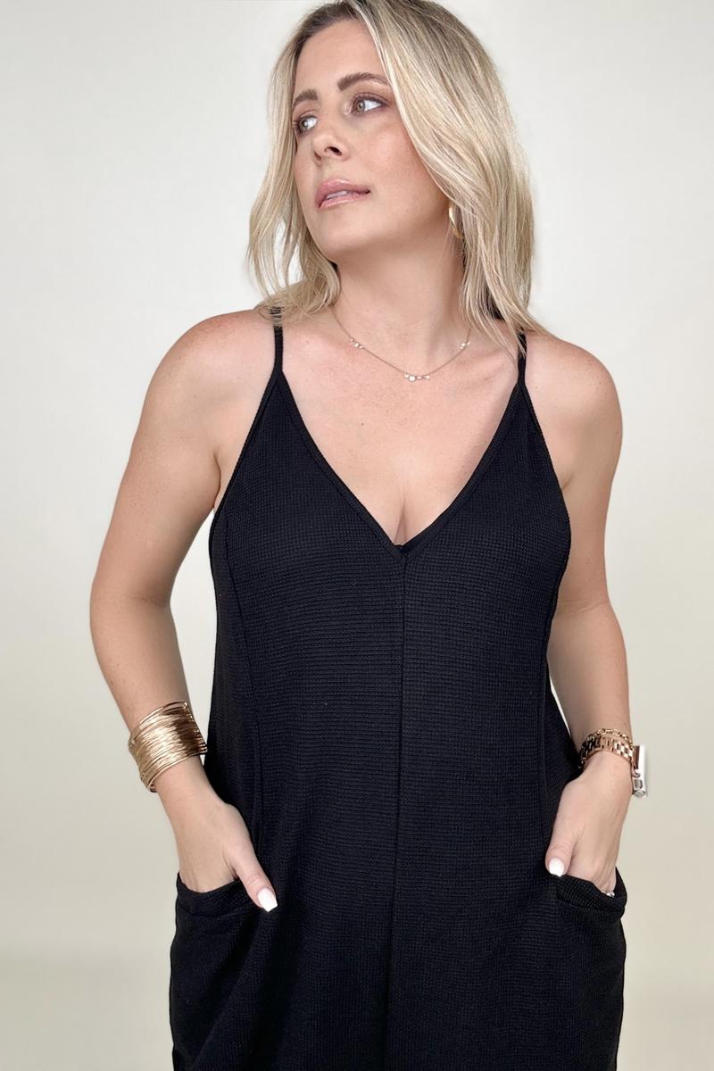 Textured Black Sleeveless V-Neck Pocketed Jumpsuit