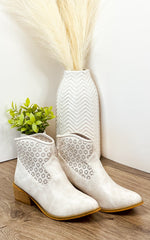 Corkys Harvest Bootie in Off White