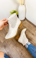 Corkys Harvest Bootie in Off White