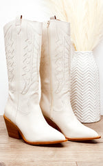 Corkys Howdy Boot in Winter White