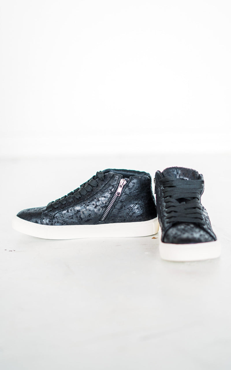 Corkys Imagine Sneaker in Black Metallic