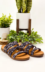 Very G Kalinda Sandal in Black